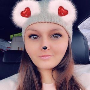 Meet your Posher, Krystle